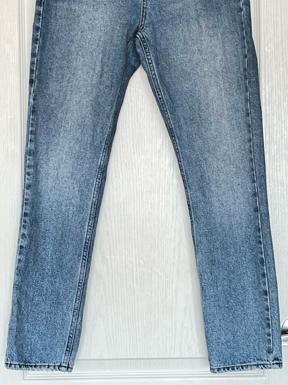 Reclaimed Vintage ASOS Light Wash Mom Jeans Sz 24 Straight Leg 90s Style Y2K - Picture 3 of 15